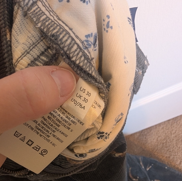 Anthropology/Pilcro Moon flare corduroy pants - Picture 13 of 13